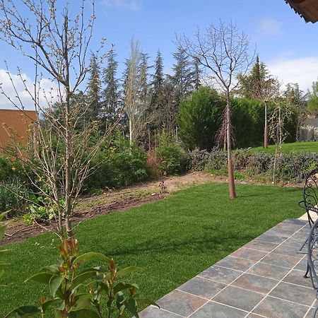 Casita Independiente Con Jardin Cercedilla Exterior foto